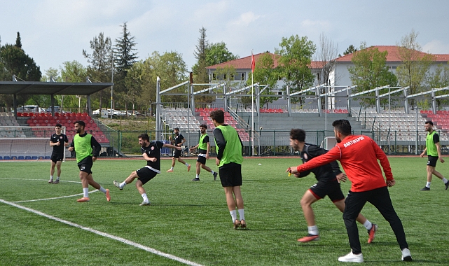 Bartınspor hazırlıklarını sürdürüyor