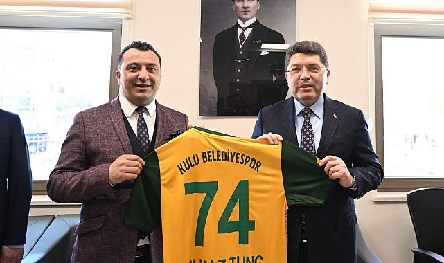 Bakan Tunç’a kulu forması hediye edildi