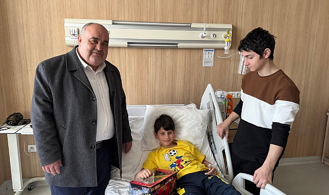 Umut Yalnız Değil