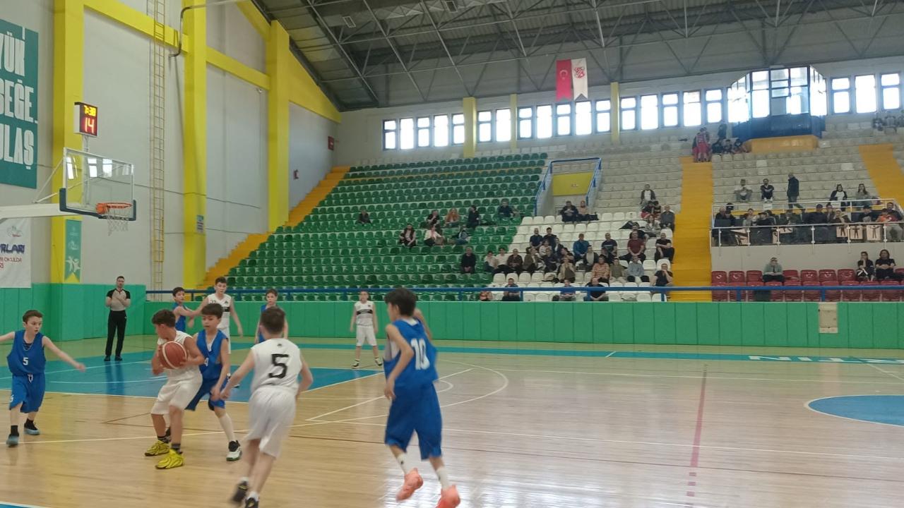 Basketbol coşkusu başladı