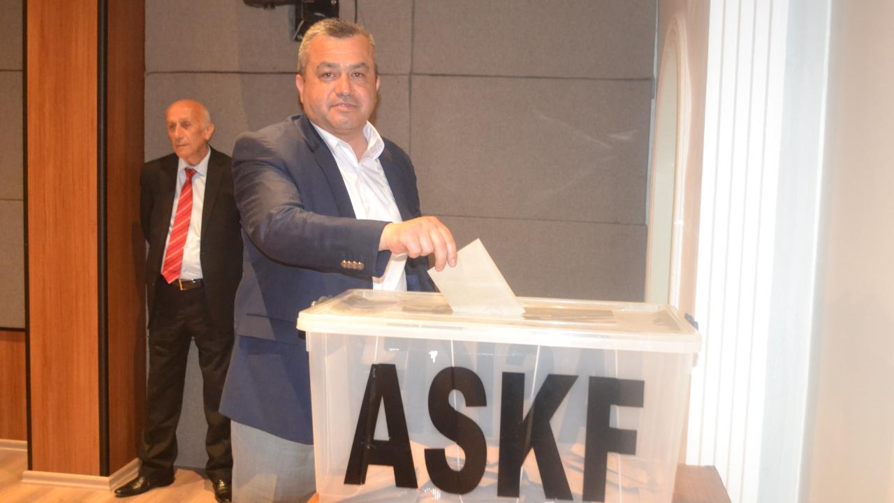 Derya Acar Kongereye katıldı