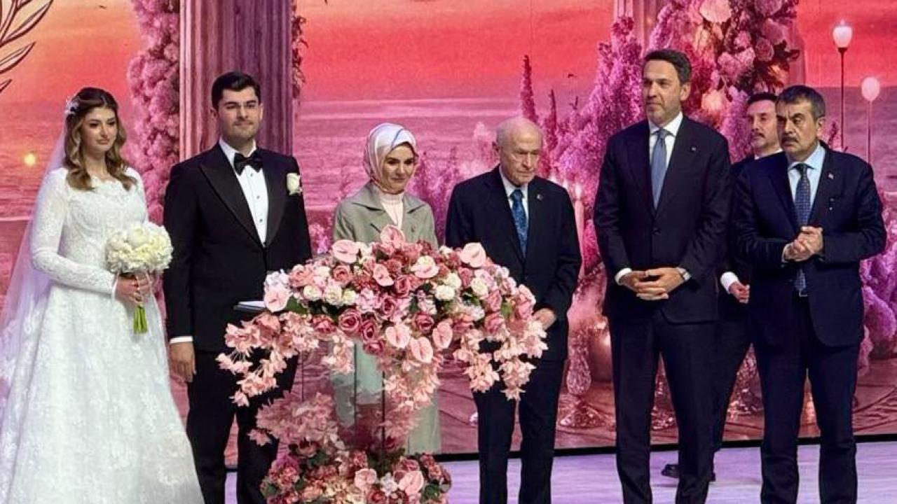 MHP’nin mutlu günü