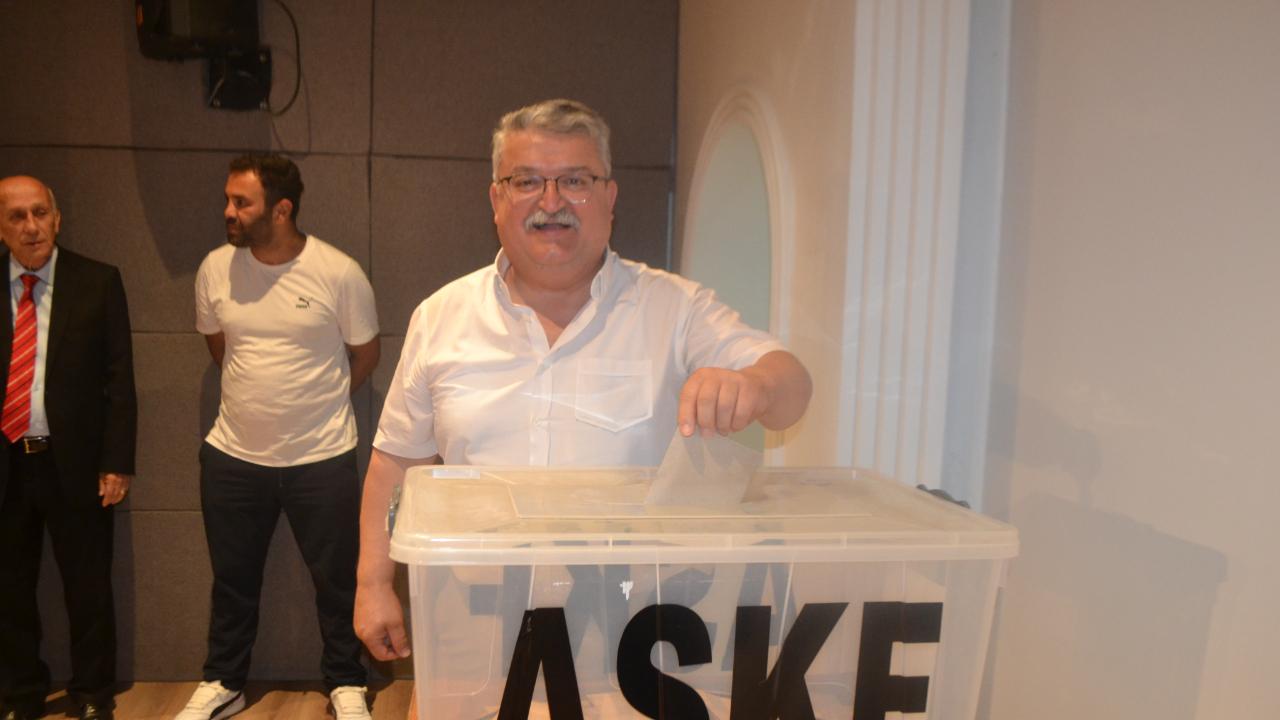 ASKF Delegesi Ceylan Oy Kullandı