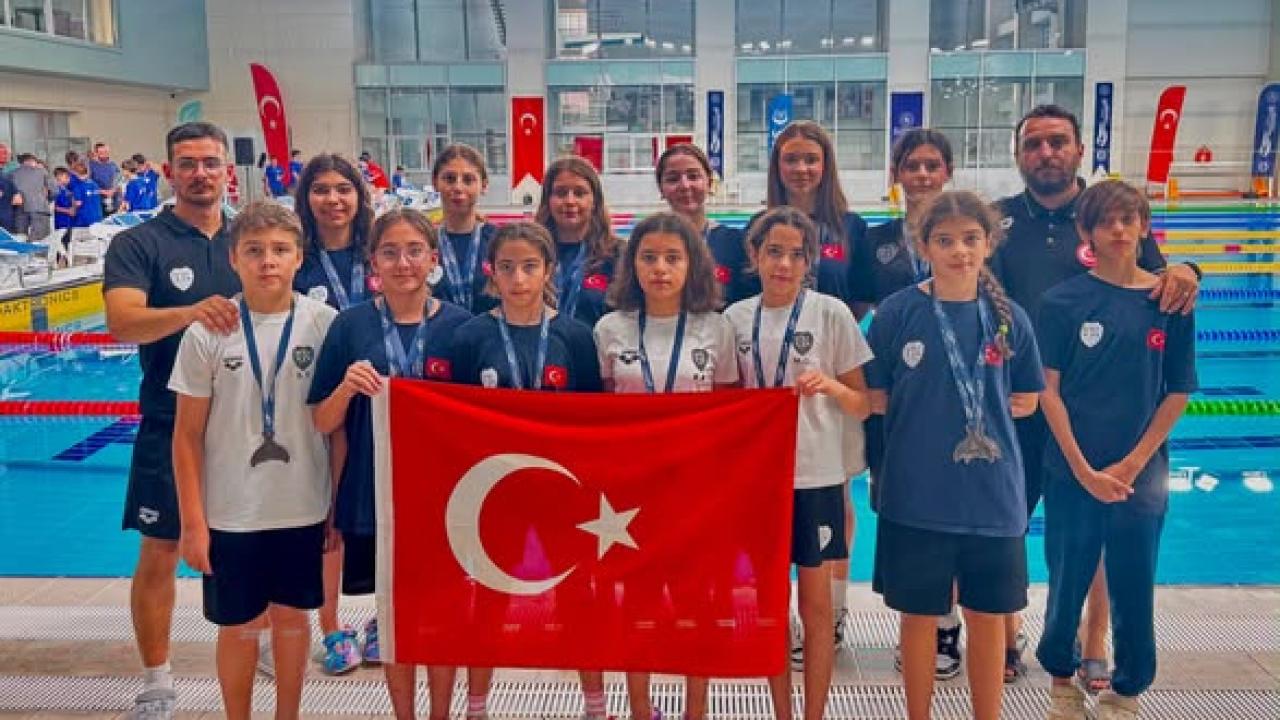 Dünya Kupası'nda Tarihi Başarı!