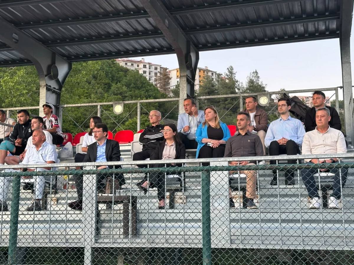 Amasra'da Futbol Turnuvası Başladı