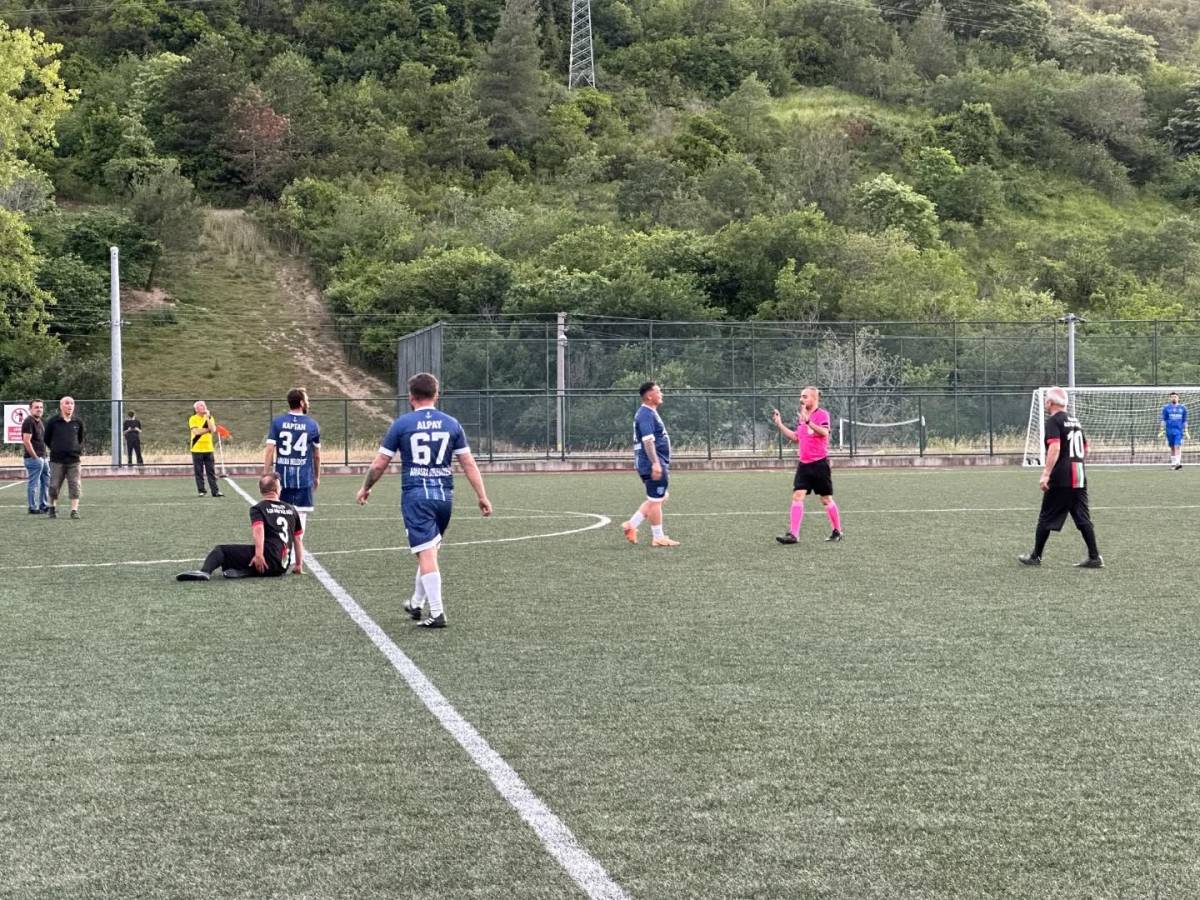 Amasra'da Futbol Turnuvası Başladı