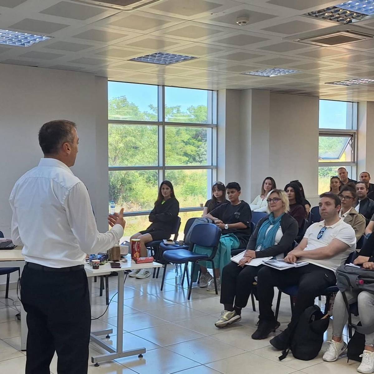 Halil Akkaş Kursta adaylara sunum yaptı