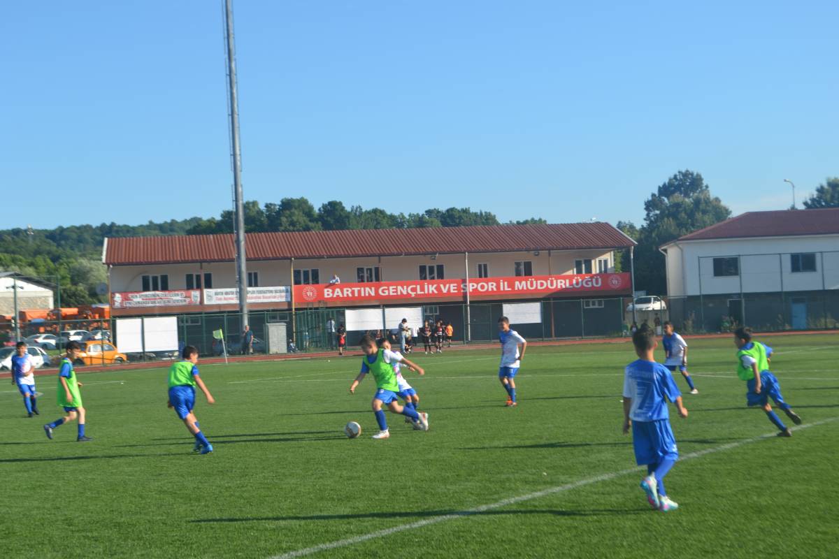 U11 LİGİ'NDE HEYECANLI MAÇLAR