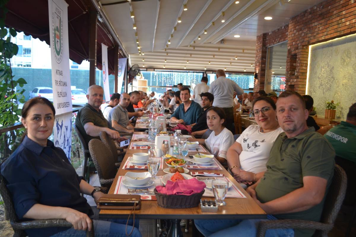 ASKF Dayanışma Yemeği Düzenledi