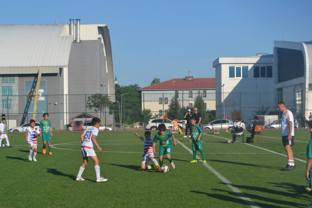 U11 LİGİ'NDE HEYECANLI MAÇLAR