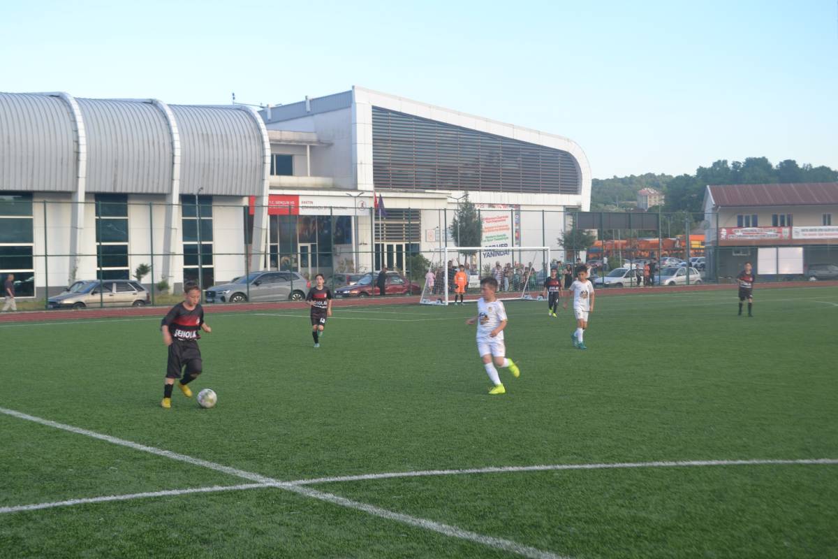 U11'de 1-1'lerini yediler