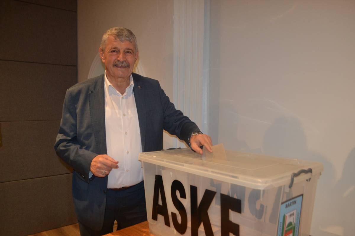 Cemal Akın ASKF Kongresine Katıldı