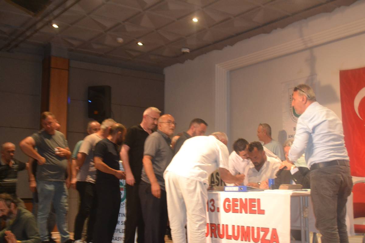 Turgut Altınçubuk Yeniden Başkan Seçildi
