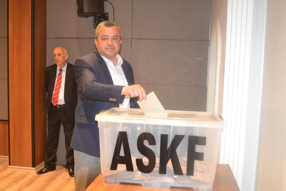 Derya Acar Kongereye katıldı