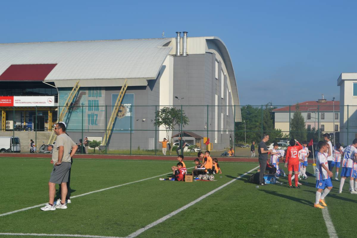 U11 LİGİ'NDE HEYECANLI MAÇLAR