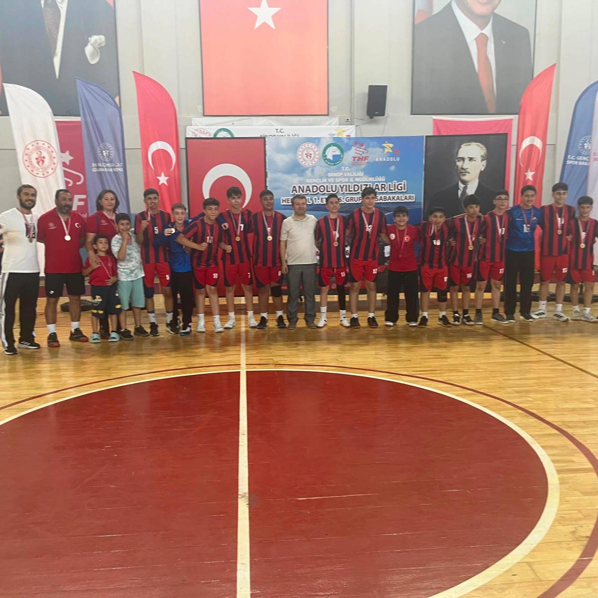 Erkek Hentbol Takımımız Gururumuz Oldu!