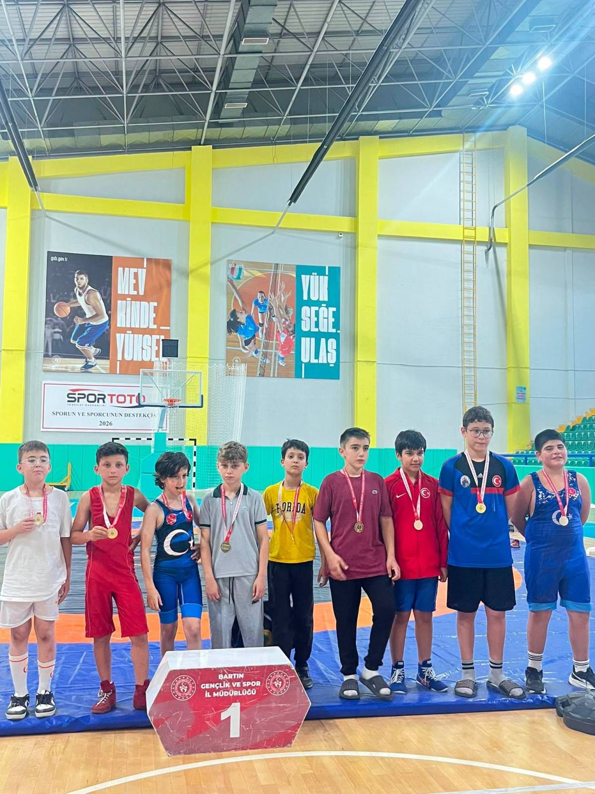 Ulus Çınar Spor Güreşçilerinden Büyük Başarı!