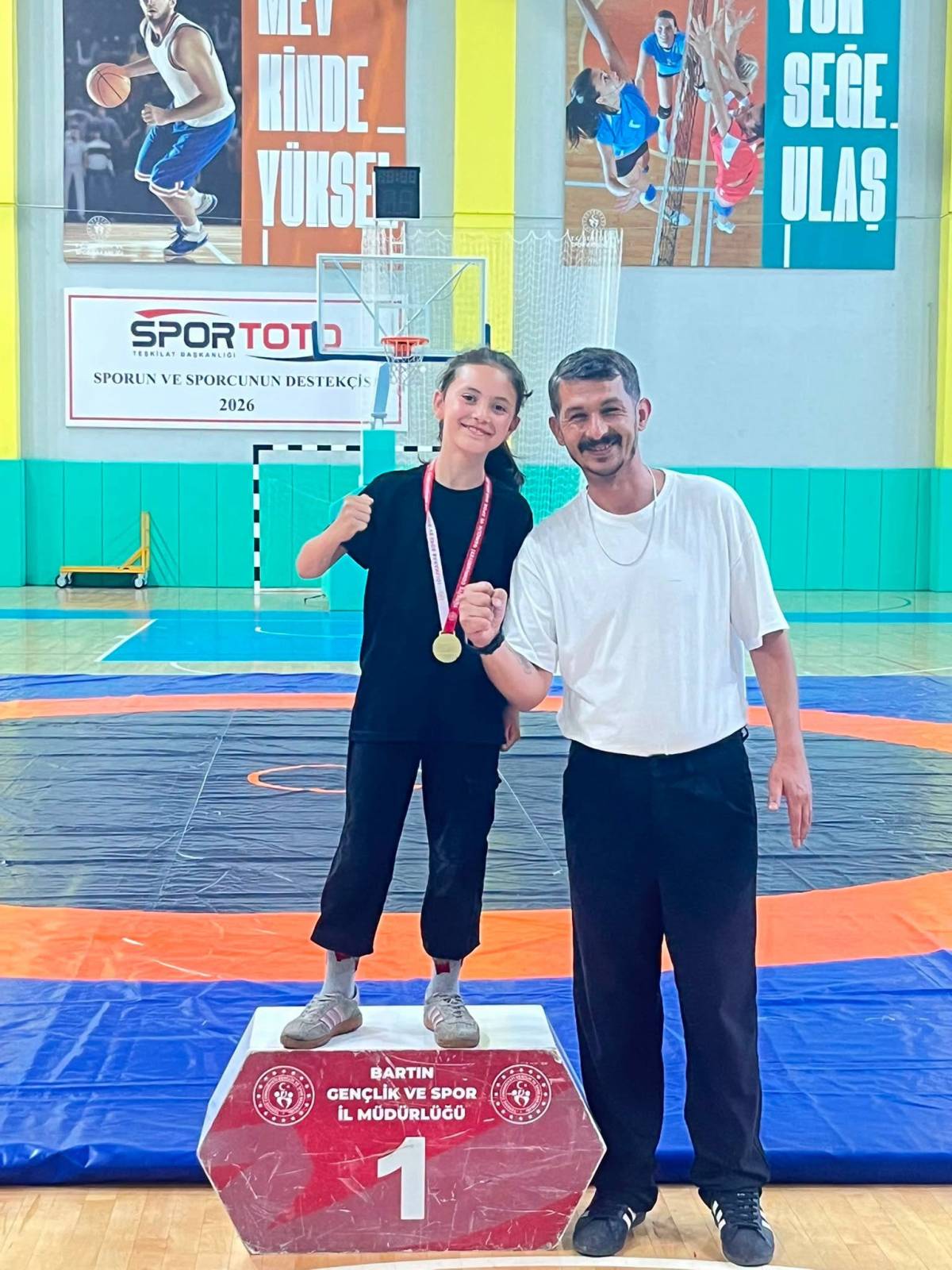 Ulus Çınar Spor Güreşçilerinden Büyük Başarı!