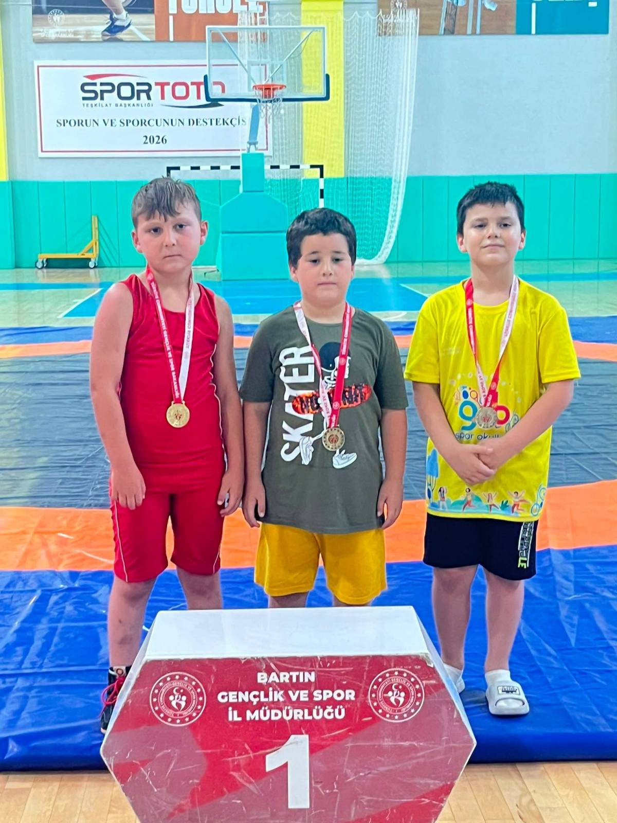 Ulus Çınar Spor Güreşçilerinden Büyük Başarı!