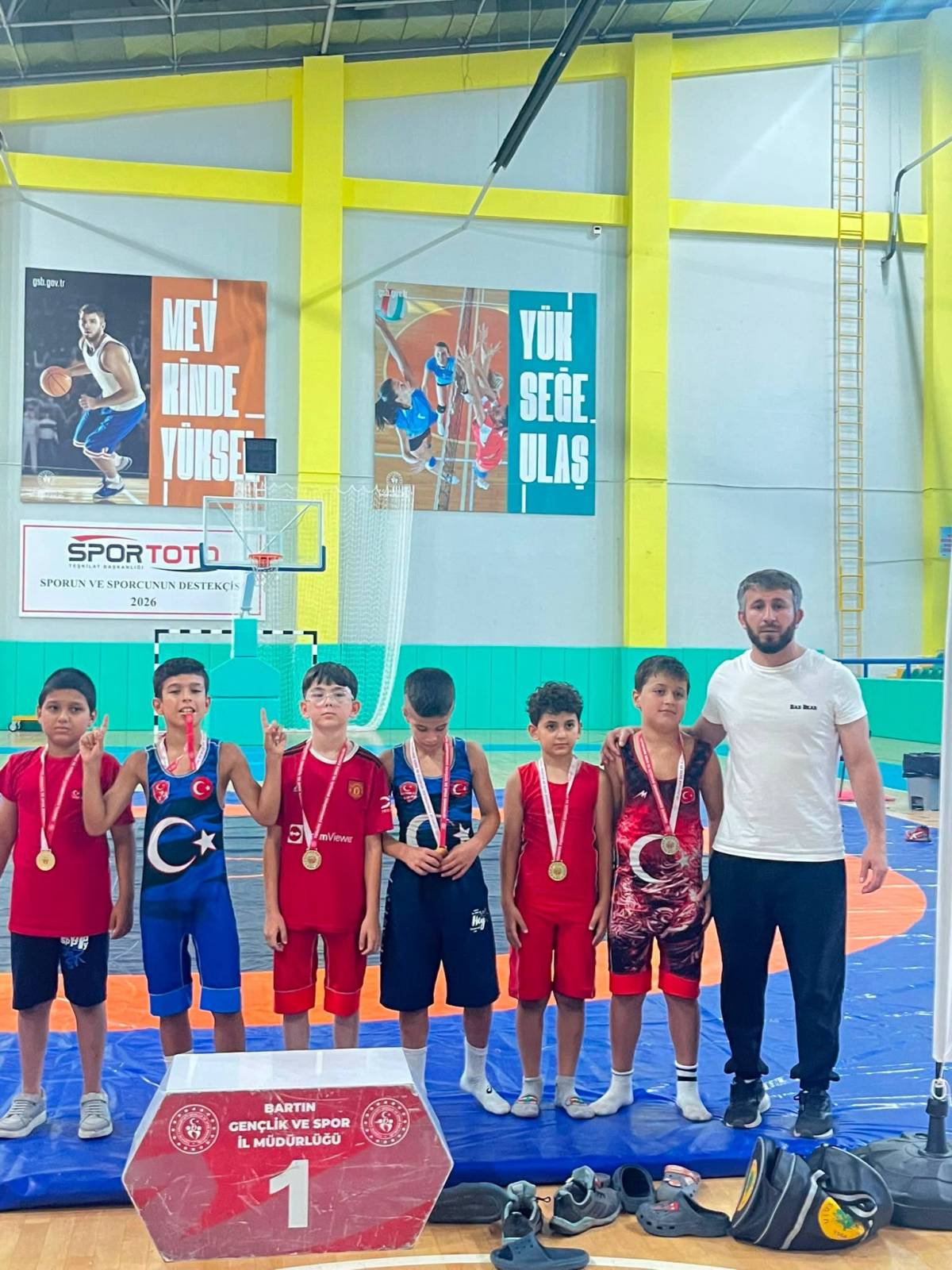 Ulus Çınar Spor Güreşçilerinden Büyük Başarı!