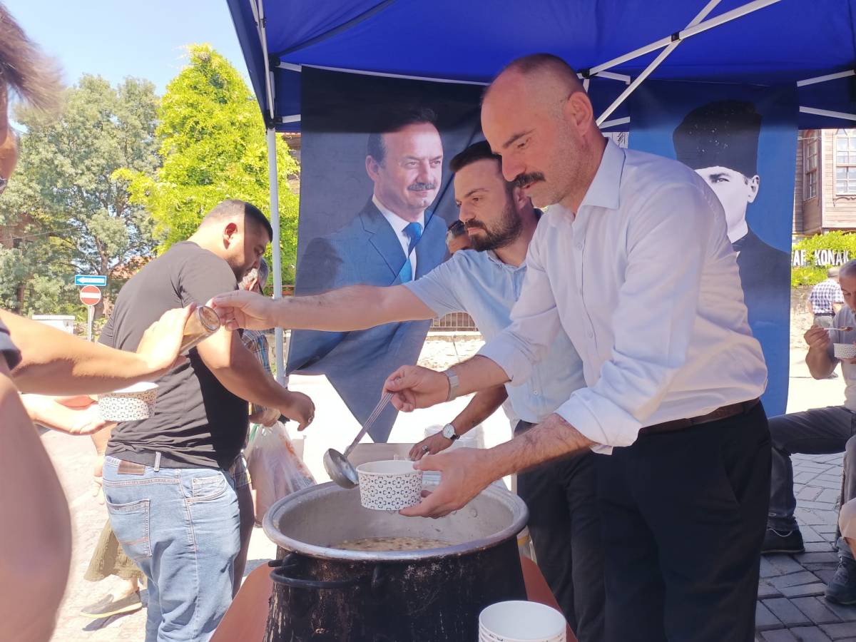 Bereket sokaklara taştı!